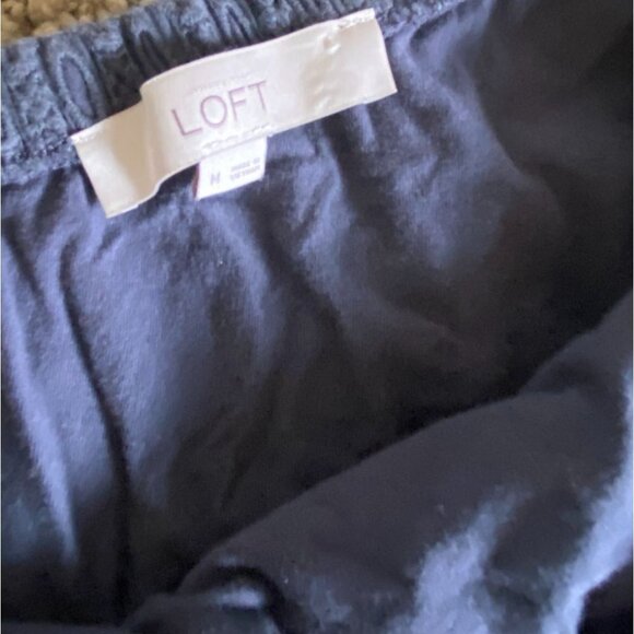 Ann Taylor's LOFT Womens One Shoulder Ruffled Blouse-Gray-Size M-GUC - Picture 3 of 6